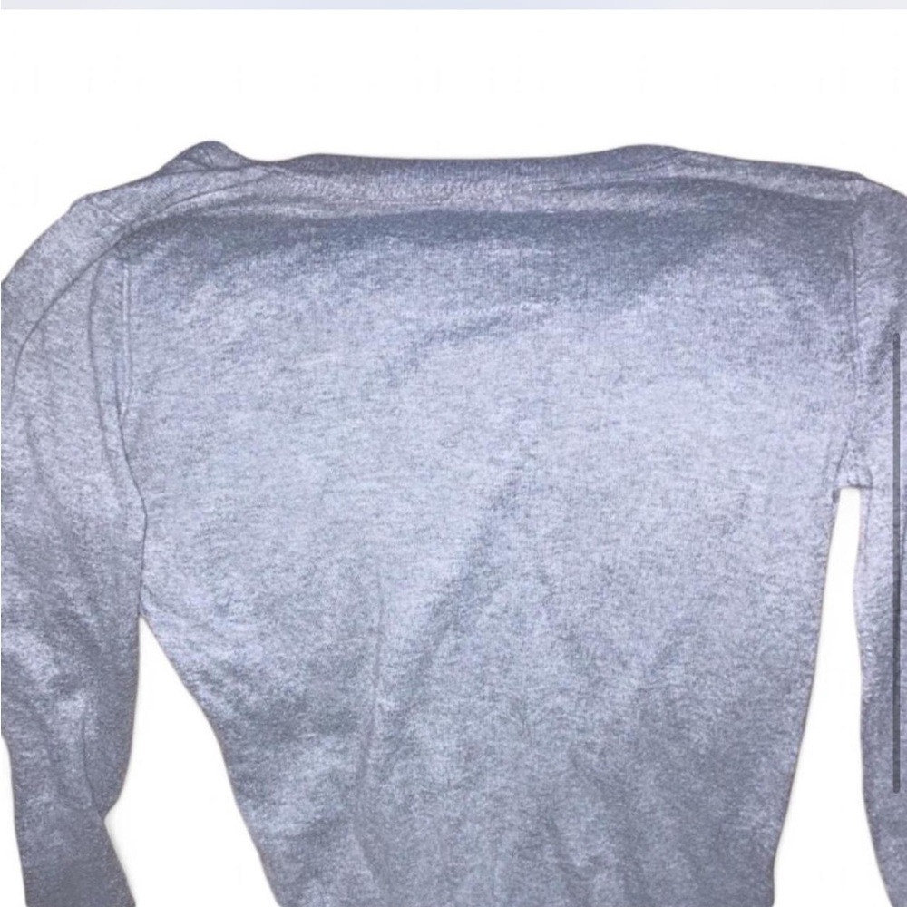 *FREE* V-Neck Ribbed Sweater – Gray - Picture 3 of 4